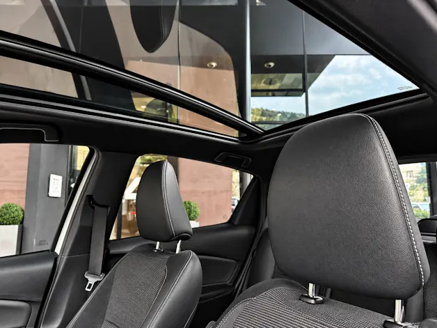Toyota Yaris 1.5 VVT-i Hybrid Premium e-CVT