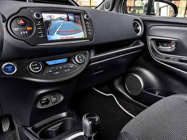 Toyota Yaris 1.5 VVT-i Hybrid Premium e-CVT