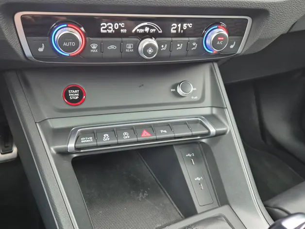AUDI RS Q3 2.5 TFSI quattro S tronic