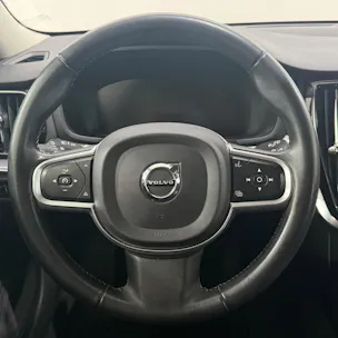 VOLVO V60 2.0 D4 Momentum