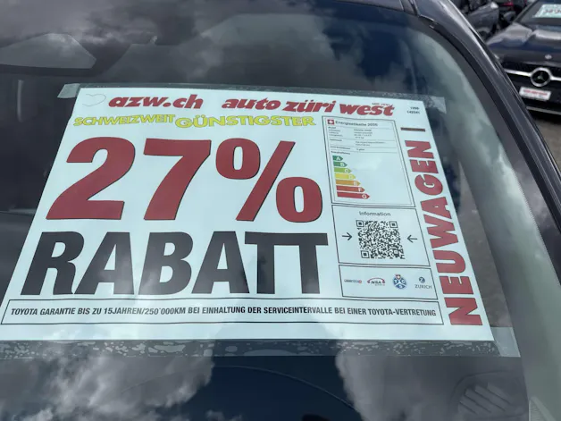 Toyota Yaris 1.5 Active Plus+ e-CVT Automat