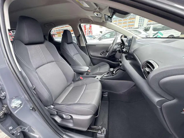 Toyota Yaris 1.5 Active Plus+ e-CVT Automat