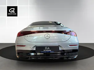 MERCEDES-BENZ CLA 220 8G-DCT 4Matic