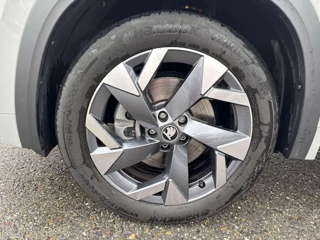 SKODA Kodiaq 2.0 TDI Sportline 7-Plätzer DSG-Automat