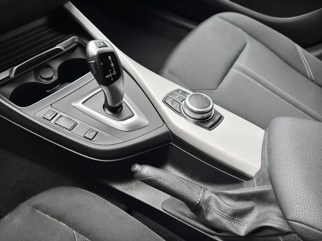 BMW 118i Steptronic *Tempomat*DAB+ uvm.*