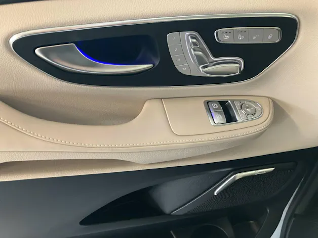 MERCEDES-BENZ V 300 d Exclusive L Swiss Edit. 4MATIC