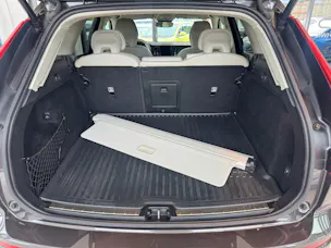 VOLVO XC60 B5 Benzin Mild Hybrid Momentum Geartronic