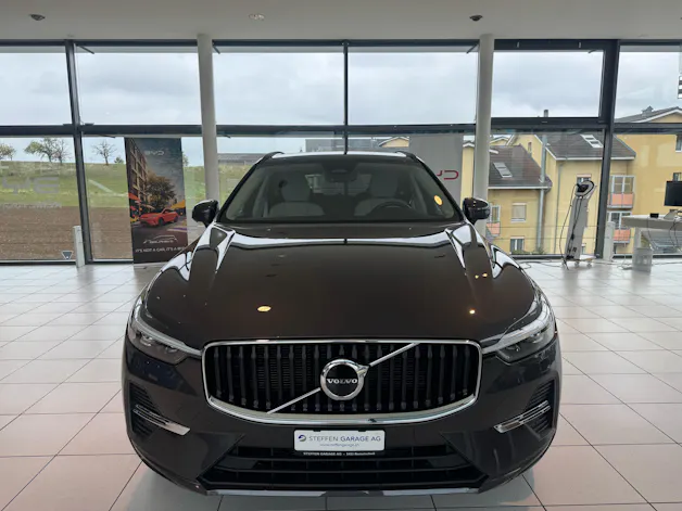 VOLVO XC60 B5 Benzin Mild Hybrid Momentum Geartronic
