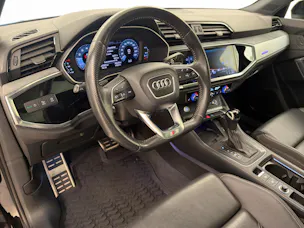 AUDI Q3 2.0 45 TFSI S line quattro S-Tronic 2.0 45 TFSI S line quattro S-Tronic