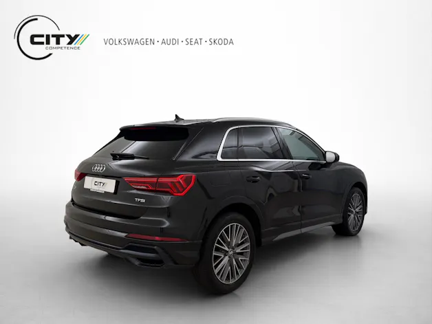 AUDI Q3 2.0 45 TFSI S line quattro S-Tronic 2.0 45 TFSI S line quattro S-Tronic