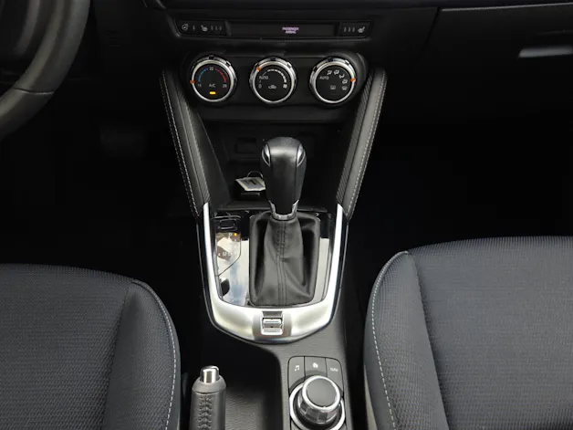 MAZDA 2 SKYACTIV-G 90 Revolution Automat