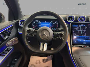 MERCEDES-BENZ GLC 200 4M - Coupé - AMG / DISTRONIC / 360 Grad Kamera / Head-Up Display / Panorama-Dach