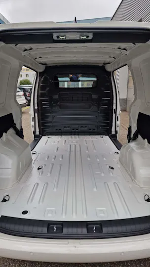 HYUNDAI Staria Cargo 84 kWh Amplia