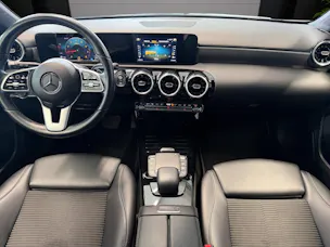 MERCEDES-BENZ A 180 Edition