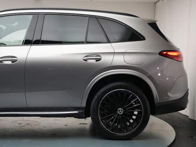MERCEDES-BENZ GLC 300 e 4Matic 9G-Tronic *CH-Fahrzeug*