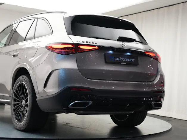 MERCEDES-BENZ GLC 300 e 4Matic 9G-Tronic *CH-Fahrzeug*