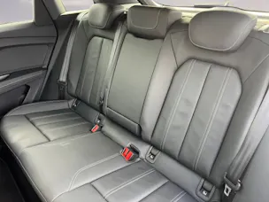 AUDI Q4 e-tron 45 quattro