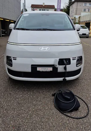 HYUNDAI Staria Cargo 84 kWh Amplia