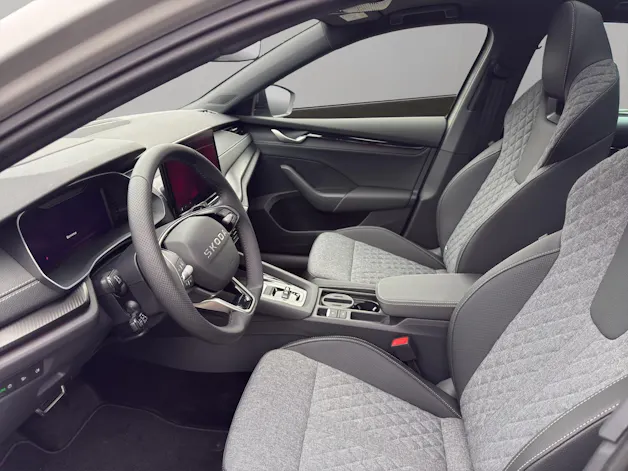 SKODA Octavia Combi 2.0 TSI DSG Dynamic 4x4