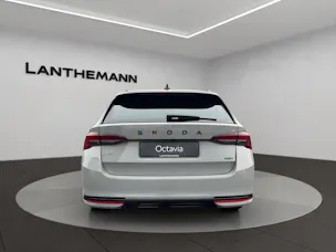 SKODA Octavia Combi 2.0 TSI DSG Dynamic 4x4