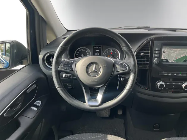 MERCEDES-BENZ Vito 116 CDI Lang Select Family Tourer 4Matic 9G-Tronic