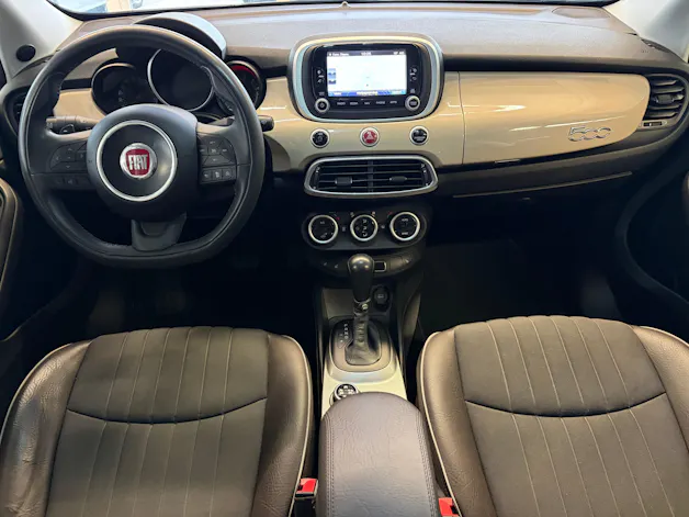 FIAT 500X 1.4T Lounge DCT | CH Fahrzeug | Pastell | Navigation | Lounge Pack | DAB+ | Winter Paket |