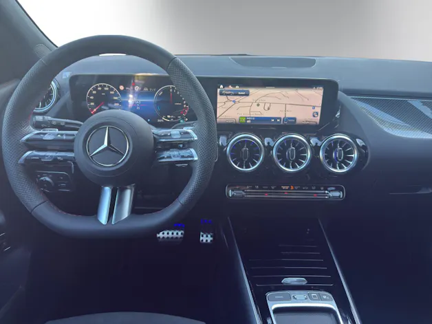 MERCEDES-BENZ GLA 250 4Matic 8G-DCT Swiss Star