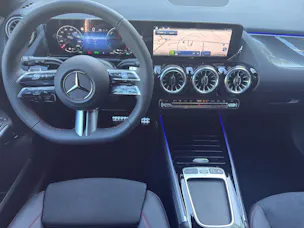 MERCEDES-BENZ GLA 250 4Matic 8G-DCT Swiss Star