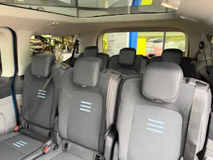 FORD Tourneo Bus 340 L1H1 PHEV Active
