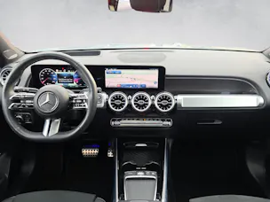 MERCEDES-BENZ GLB 220 4Matic AMG Line 8G-Tronic