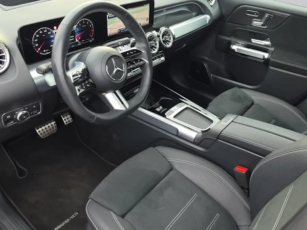 MERCEDES-BENZ GLB 220 4Matic AMG Line 8G-Tronic