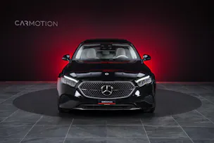 MERCEDES-BENZ E 220 d Avantgarde Limousine / Panorama-Glasdach / Hyperscreen / 360°Kamera