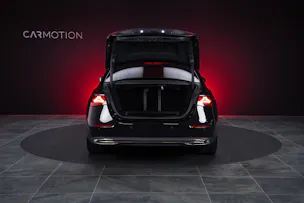 MERCEDES-BENZ E 220 d Avantgarde Limousine / Panorama-Glasdach / Hyperscreen / 360°Kamera