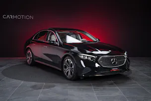 MERCEDES-BENZ E 220 d Avantgarde Limousine / Panorama-Glasdach / Hyperscreen / 360°Kamera