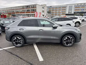 VW T-Roc 1.5 eTSi mHEV R-Line DSG-Automat