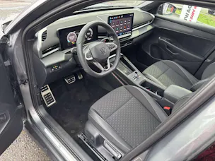 VW T-Roc 1.5 eTSi mHEV R-Line DSG-Automat