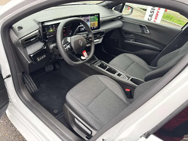 RENAULT Clio 1.2 TCe Evolution NEUES MODELL EDC-Automat