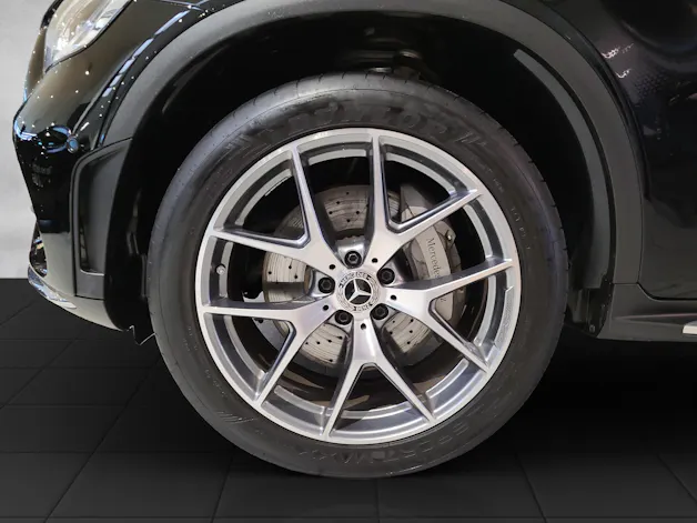 MERCEDES-BENZ GLC-Klasse C253 Coupé GLC 300 AMG Line 4m Coupé