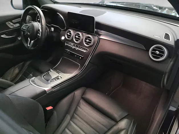 MERCEDES-BENZ GLC-Klasse C253 Coupé GLC 300 AMG Line 4m Coupé