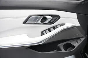 BMW M3 Competition M xDrive *Keramik* *Carbon* *CH-Fahrzeug*