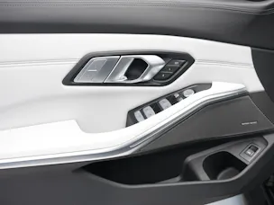 BMW M3 Competition M xDrive *Keramik* *Carbon* *CH-Fahrzeug*