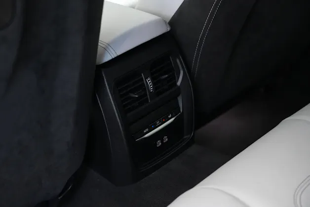 BMW M3 Competition M xDrive *Keramik* *Carbon* *CH-Fahrzeug*