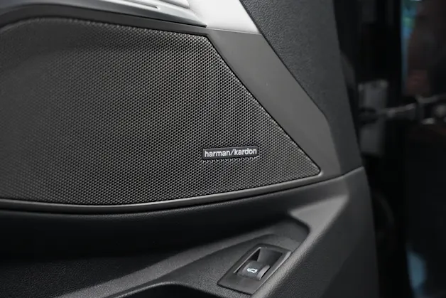 BMW M3 Competition M xDrive *Keramik* *Carbon* *CH-Fahrzeug*