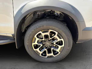 JAC T9 EV Luxury
