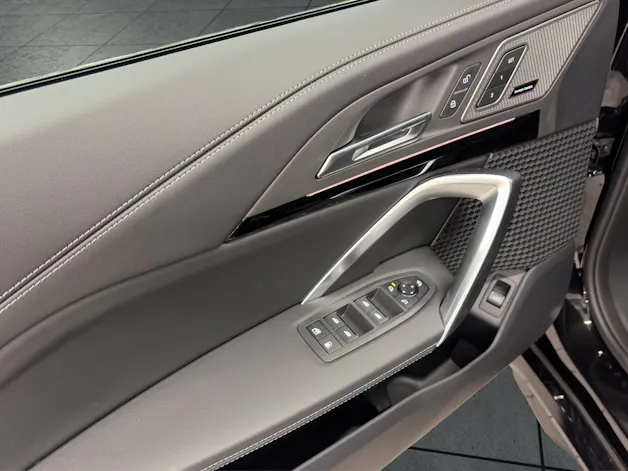 BMW X1 U11 30e xDrive paddles