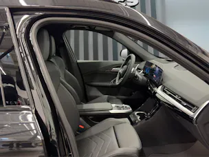 BMW X1 30e xDrive paddles