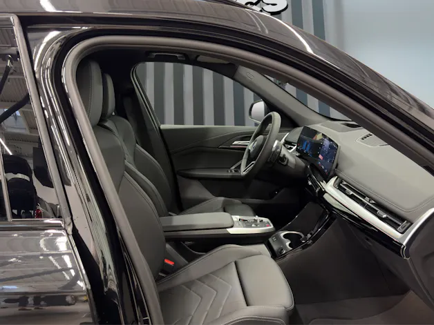 BMW X1 30e xDrive paddles