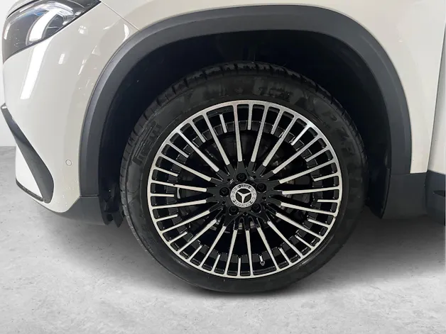 MERCEDES-BENZ EQA 350 4MATIC AMG Line