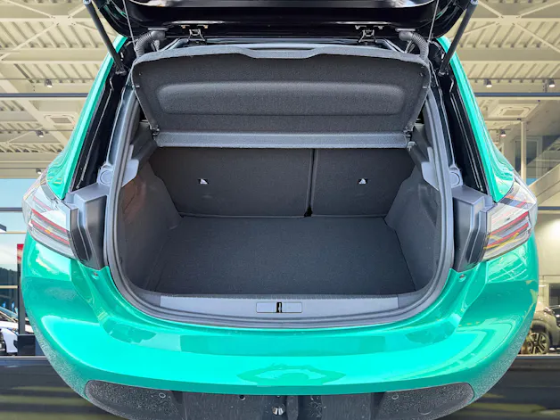 PEUGEOT 208 1.2 Hybrid Envy