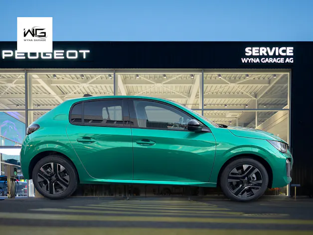 PEUGEOT 208 1.2 Hybrid Envy